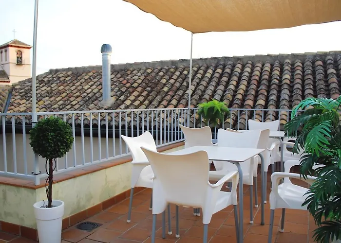 Laurel Suites Apartments